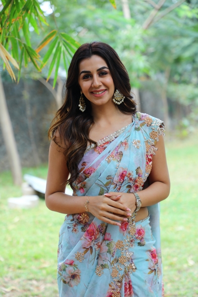 Nikki Galrani Xxx Videos - Actress Nikki Galrani Latest Photos | Chennaionline